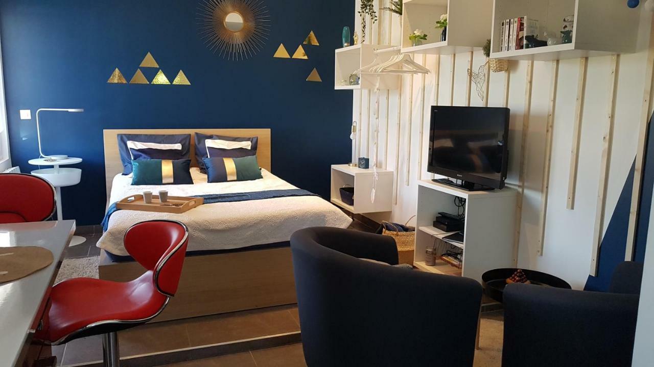 Studio Bleu - Parc Asterix - Mer De Sable - Villepinte - Aeroport Cdg Vemars Exteriör bild